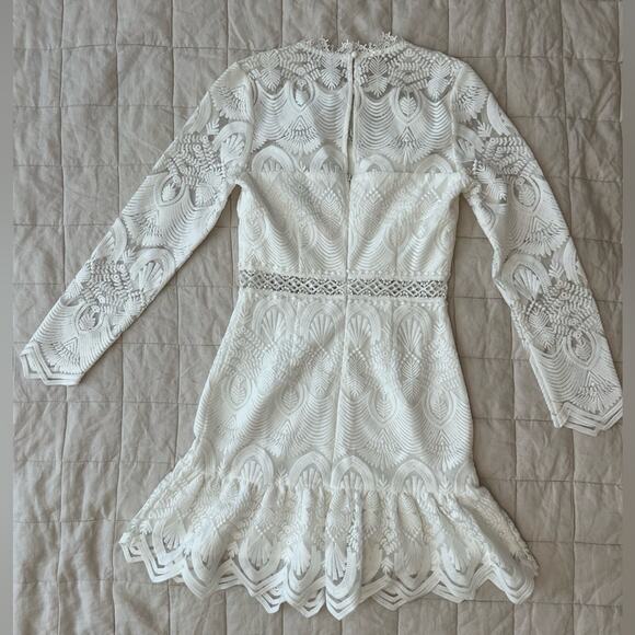 NWT Two Sisters White Lace Long Sleeve Mini Dress - 4 - Picture 3 of 11